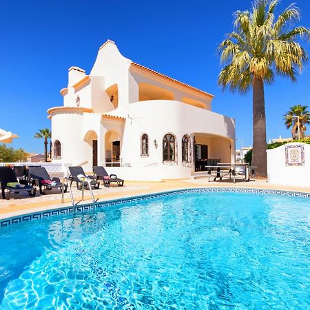 Charming Villa In Albufeira With Private Pool Luaran gambar